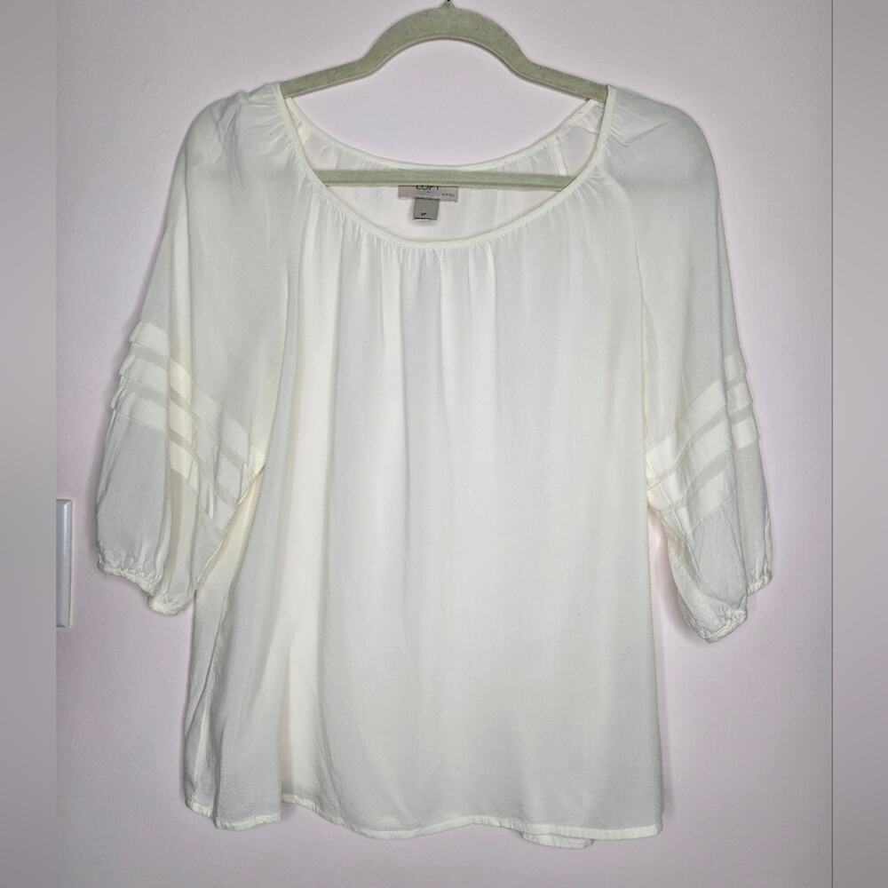 LOFT Women's Lightweight Off-White Peasant Style Blouse Sheer Scoop Neck Size SP